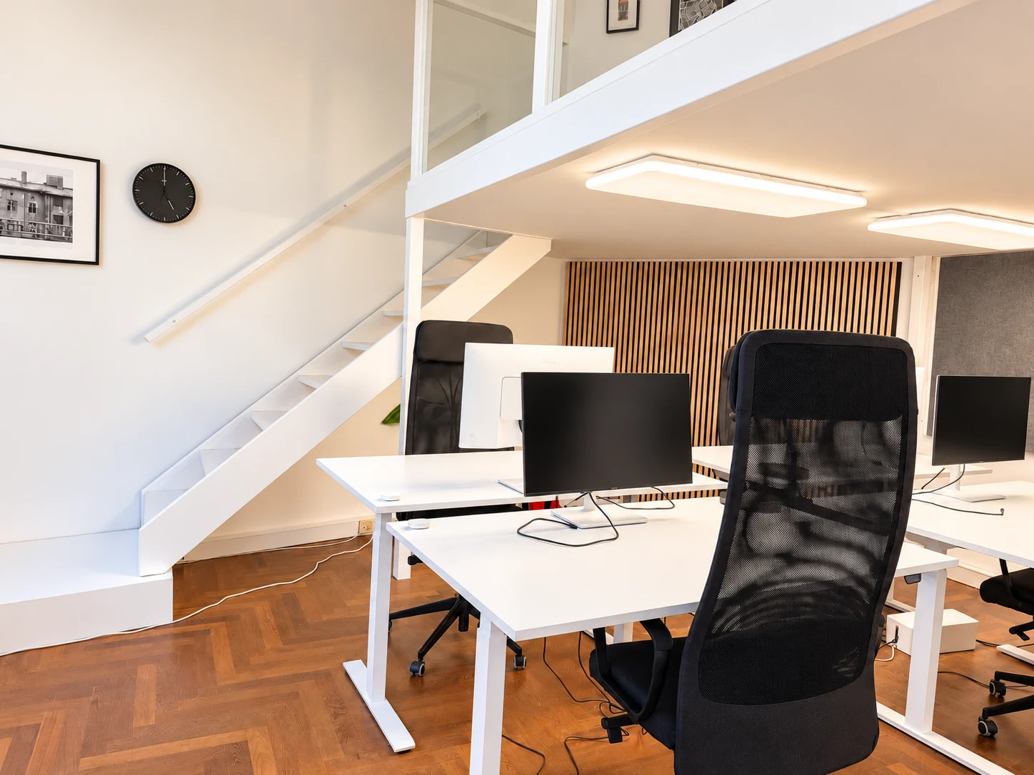 Arbeitsplätze mit Monitoren